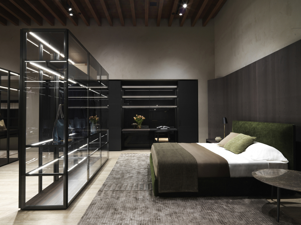 Gliss Master closet and Ribbon bed by Vincent Van Duysen 