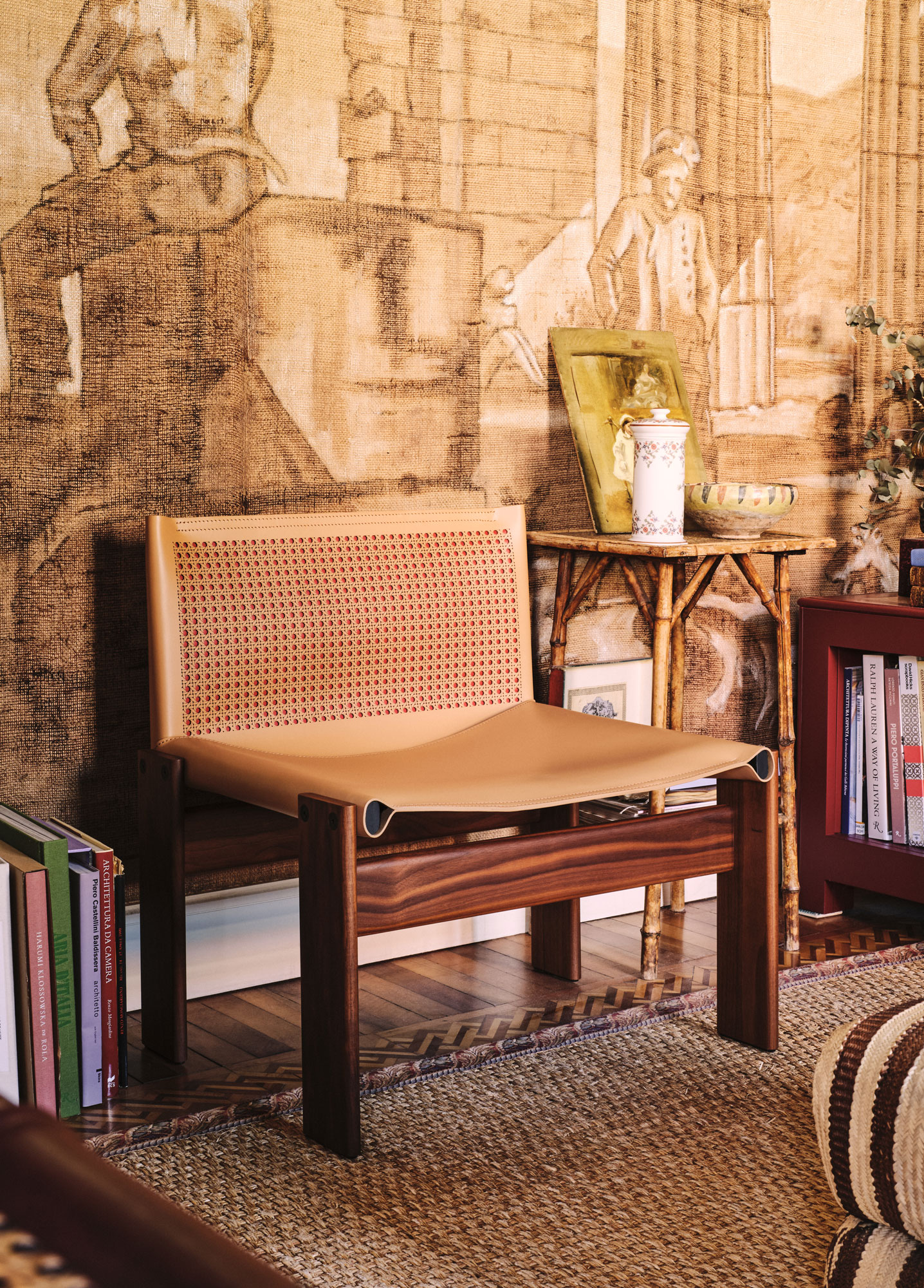 展示品　イタリア　メデア アールヌーヴォー様式最高峰アームチェア　ＡＲＴ-919 展示品 イタリア メデア アールヌーヴォー様式最高峰アームチェア